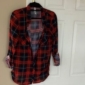 Extra large White Mark roll up sleeve top